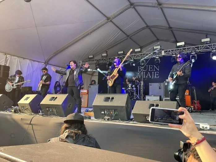 Buen Viaje Banda