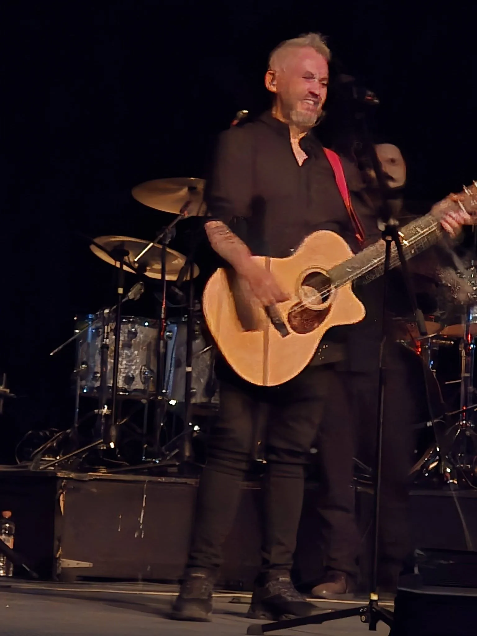 Saurom Acústico